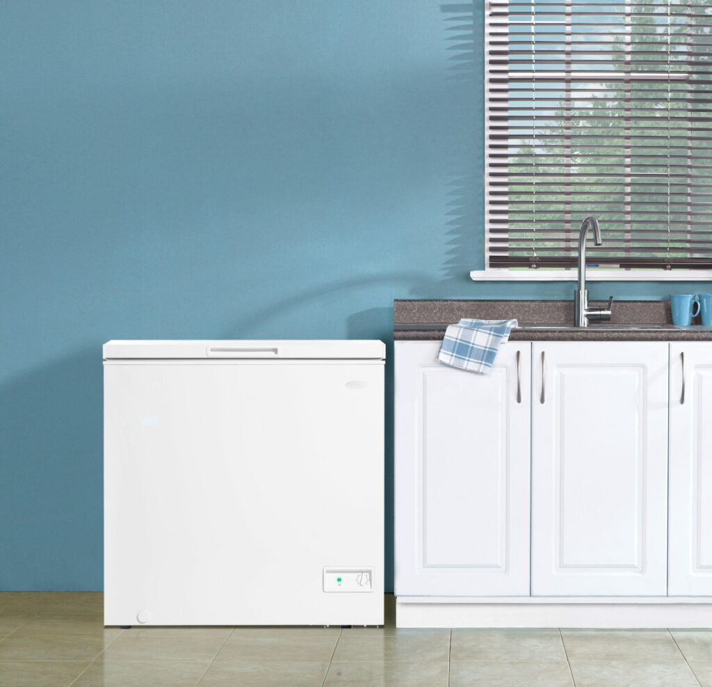 7 Cubic Foot Freezer Nothin' Fancy Furniture Warehouse